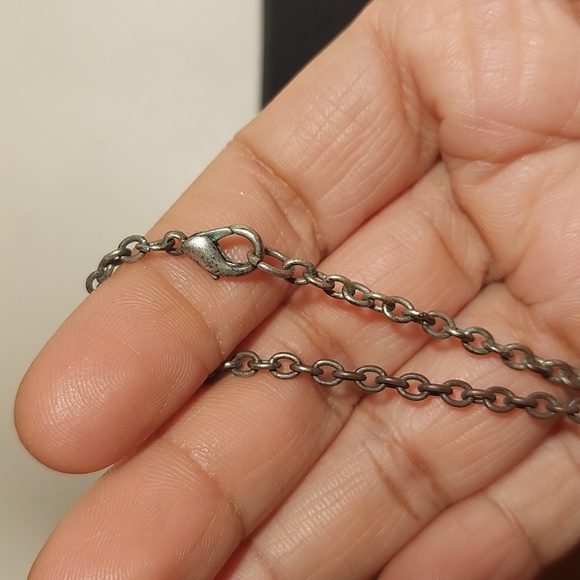 Vintage Repousse Octopus Pendant Silver Tone Statement Necklace - Picture 6 of 6